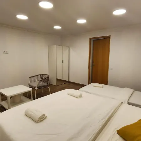 Homeforever Homestay Lisbon